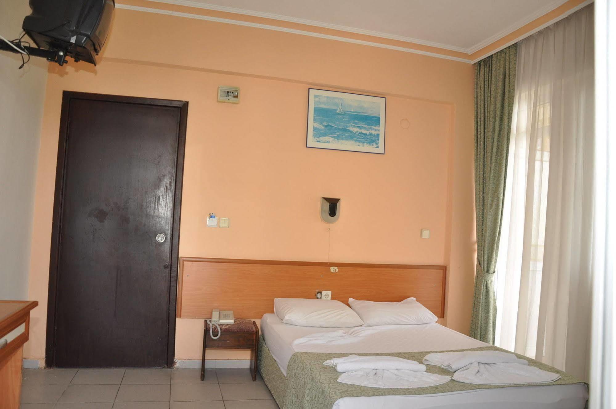 Kleopatra Alis Hotel Alanya Exterior photo